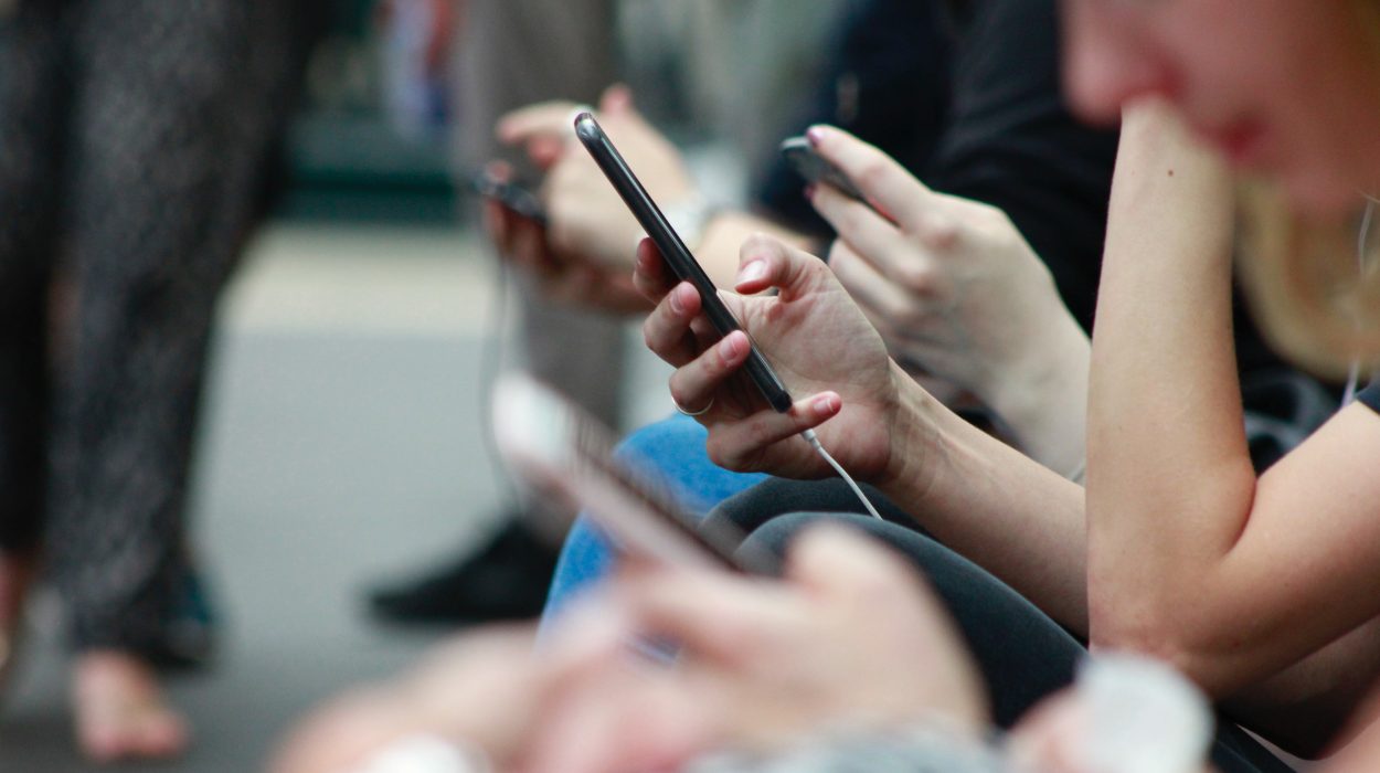Developer's guide to complying with NFT rules on iOS and Android